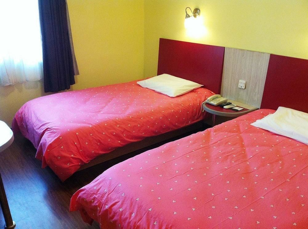 Home Inn Hotel Guiyang Fushui Middle Road Exterior photo